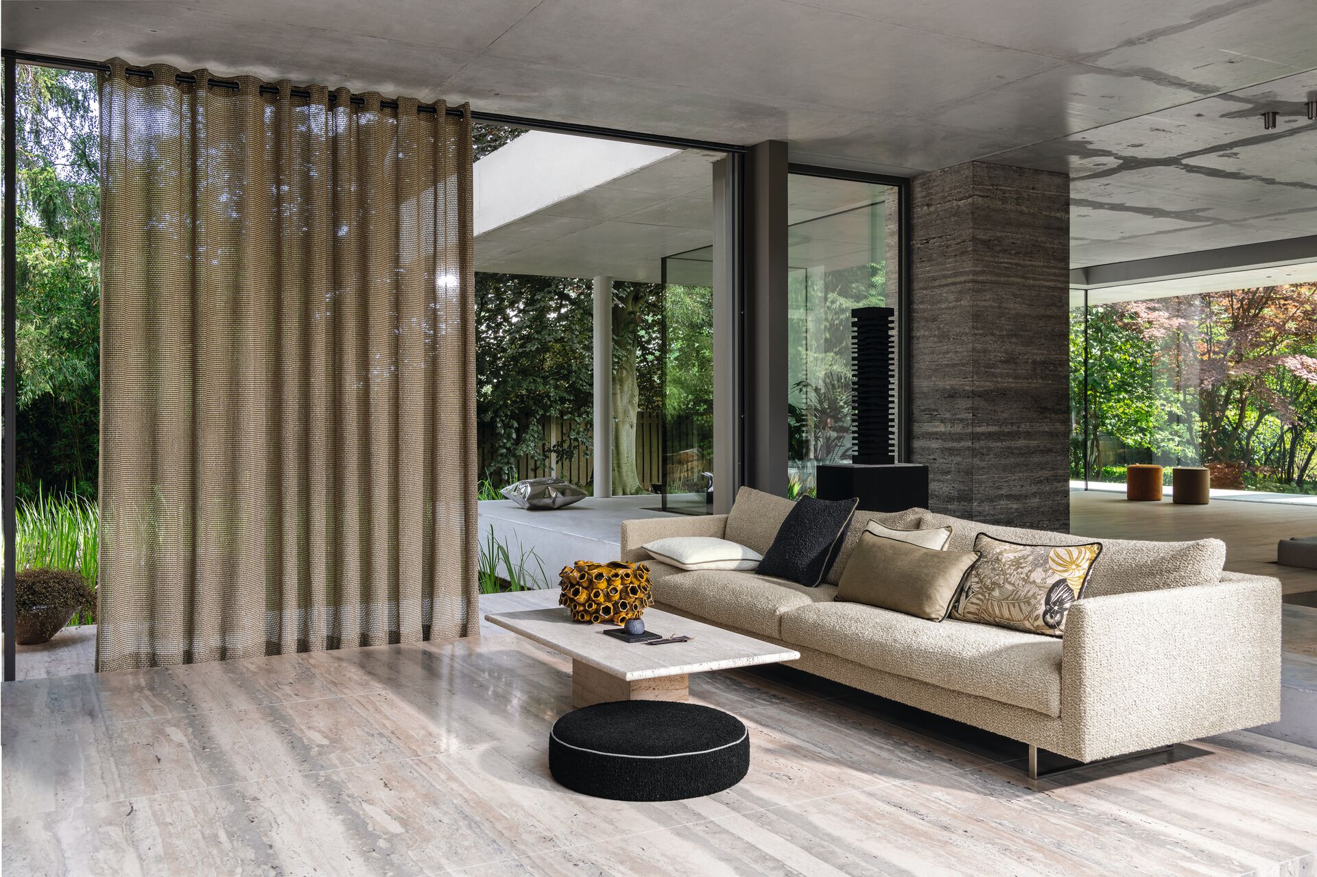 chivasso-contemporary-mesh.jpg