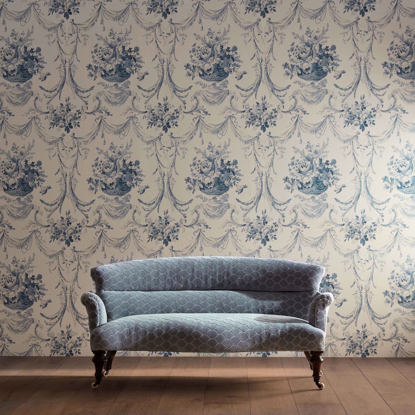 sanderson_gilesdeacon_studio_09.jpg